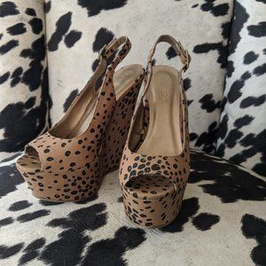 Forever 21 Cheetah Print Fabric Peep Toe Wedges